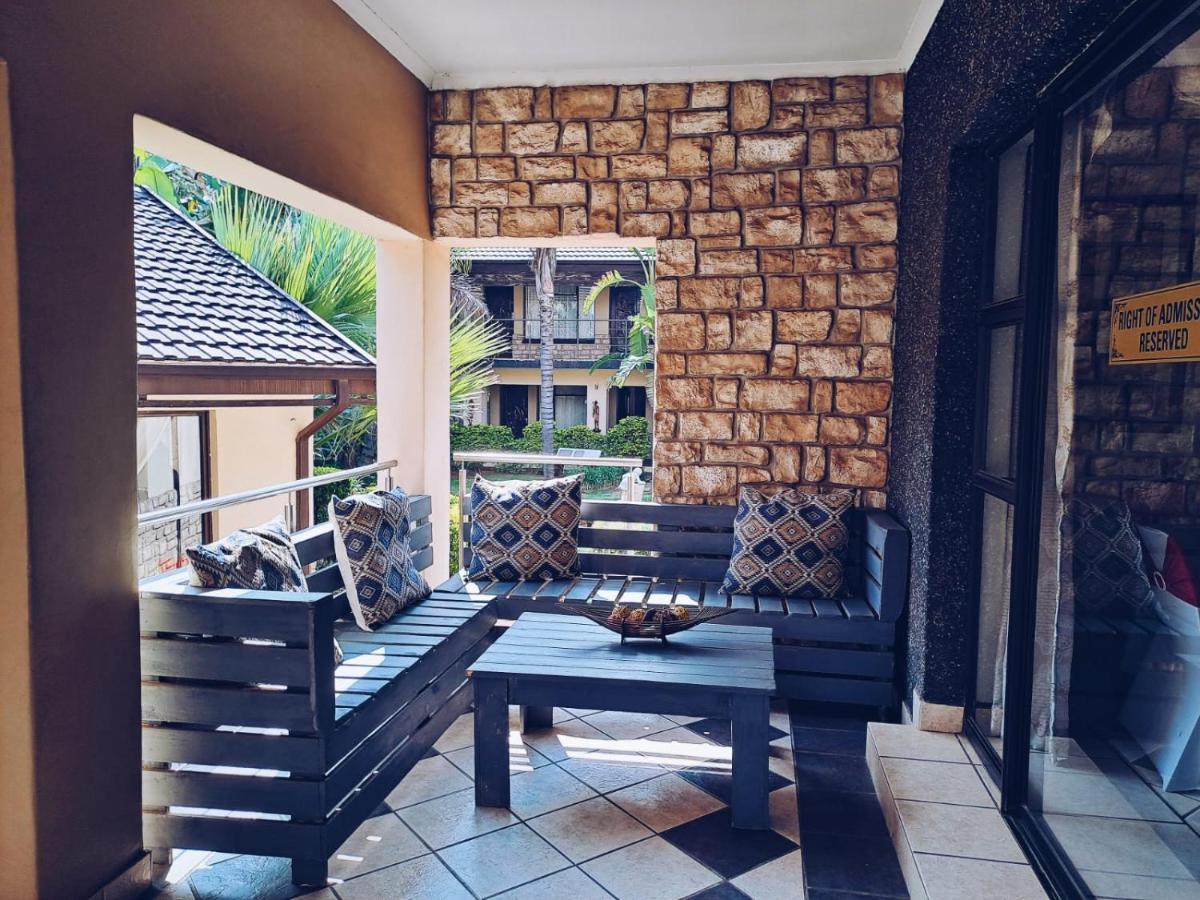 באנוני Ecotel Premier Lodge & Conference Centre מראה חיצוני תמונה
