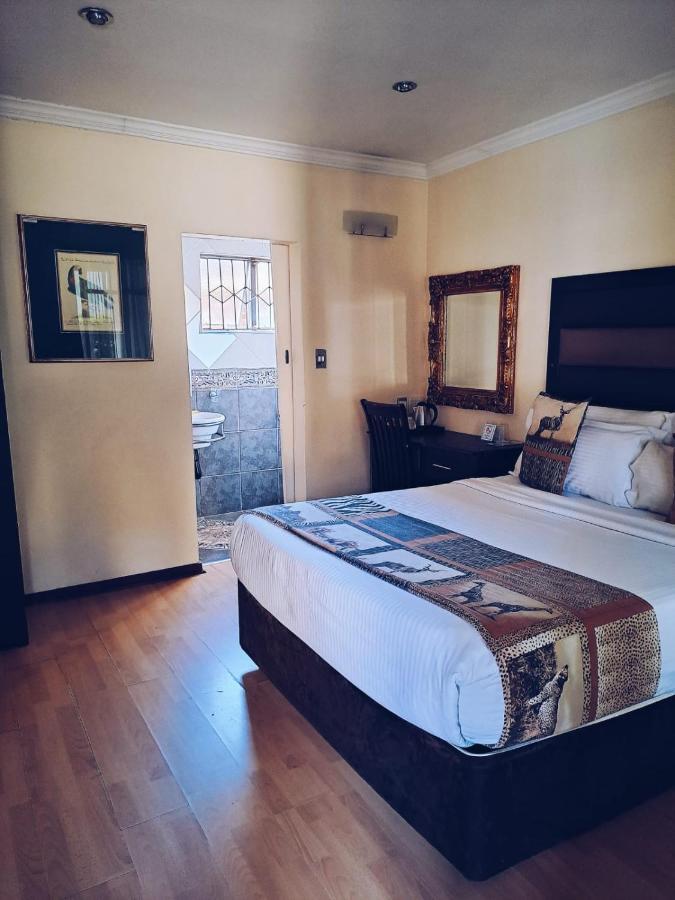 באנוני Ecotel Premier Lodge & Conference Centre מראה חיצוני תמונה