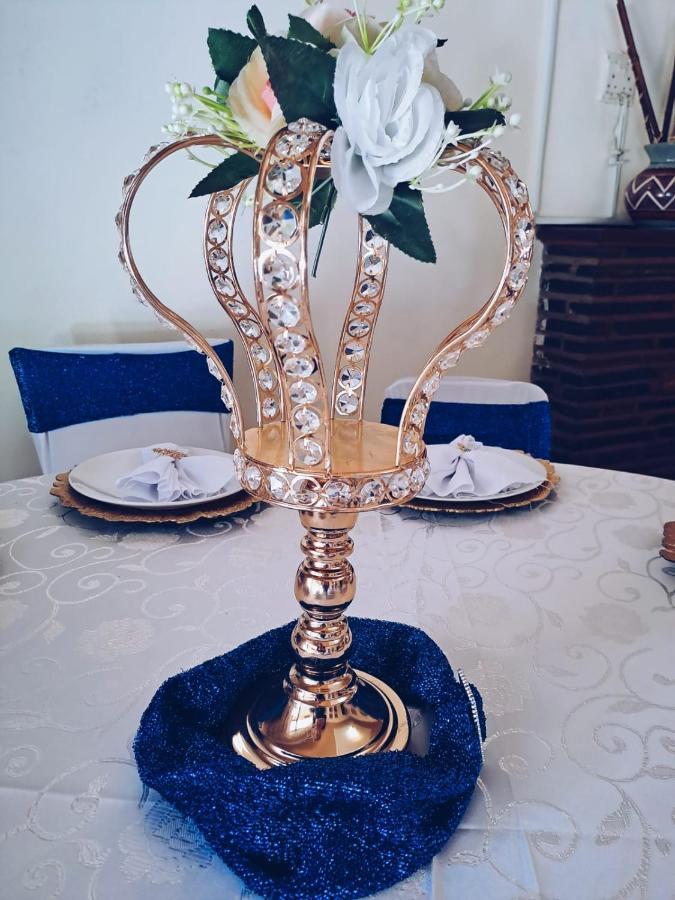 באנוני Ecotel Premier Lodge & Conference Centre מראה חיצוני תמונה