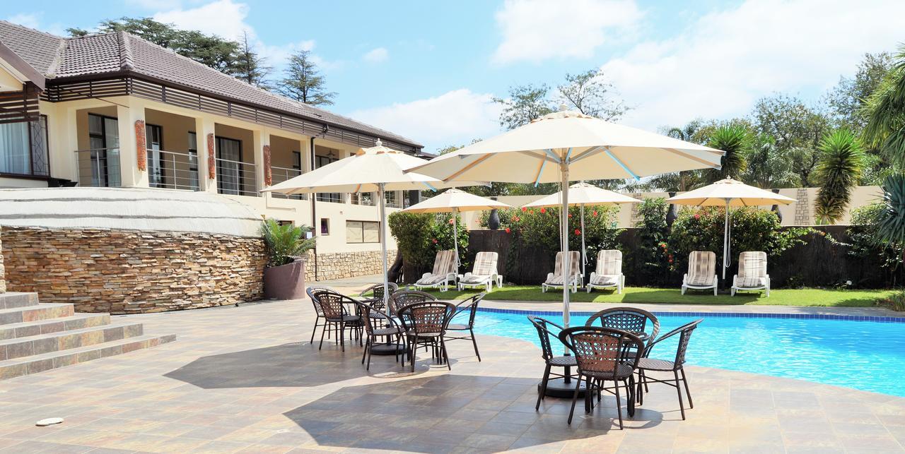 באנוני Ecotel Premier Lodge & Conference Centre מראה חיצוני תמונה